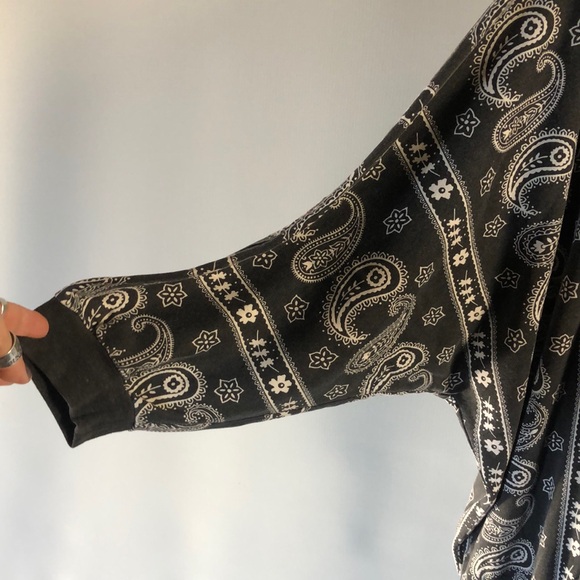 Paisley Print Black and Gray Sweater - Picture 2 of 5